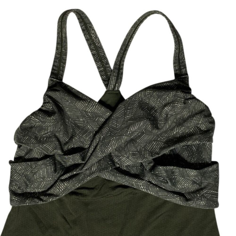 Lululemon Wrap It Up Tank Size 6 Top Green Yoga Work Out Athleisure Mesh